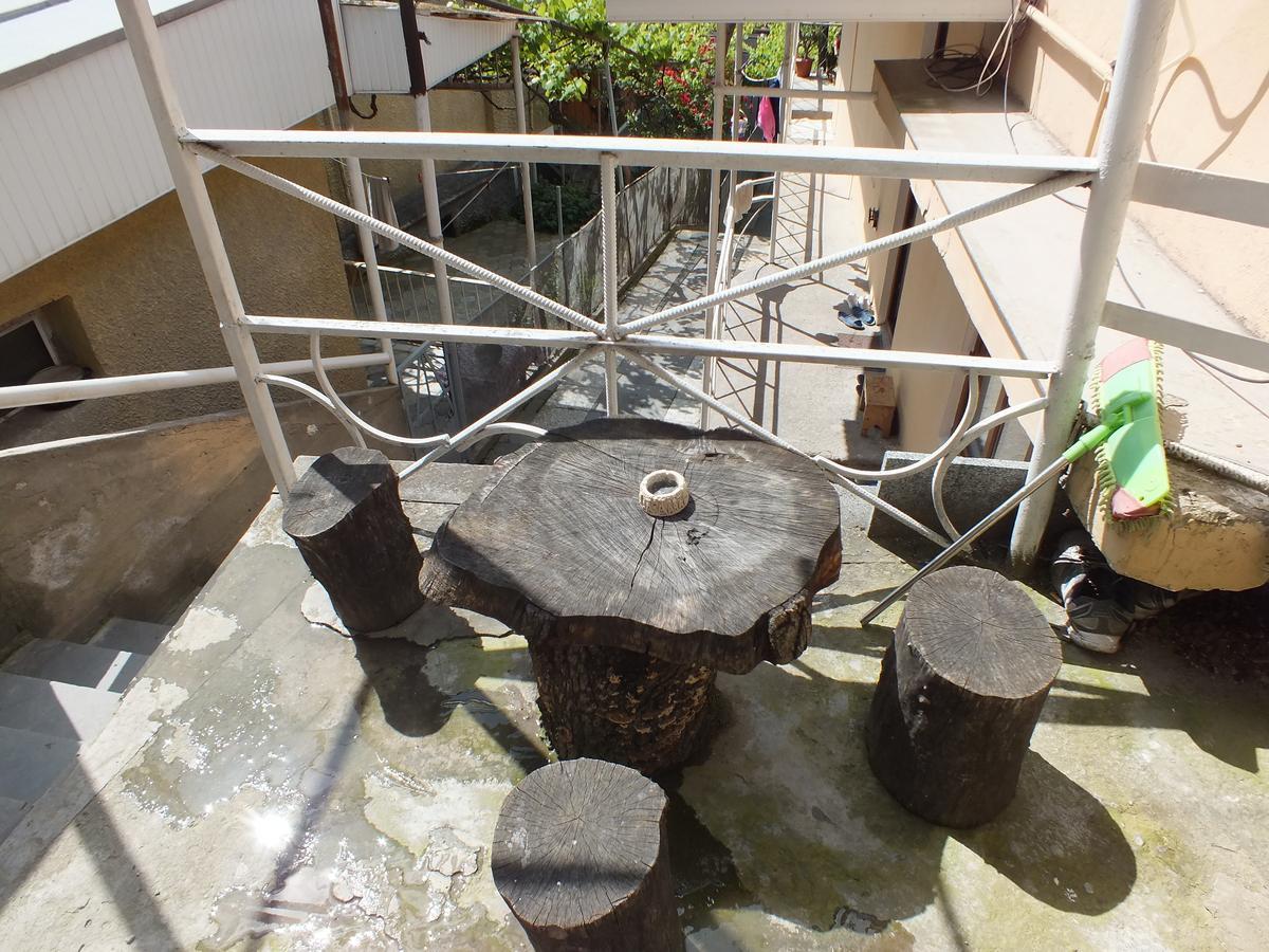 Guest House Khatuna Borjomi Εξωτερικό φωτογραφία