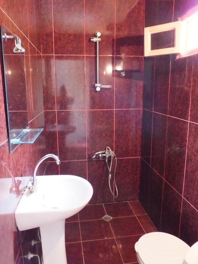 Guest House Khatuna Borjomi Εξωτερικό φωτογραφία