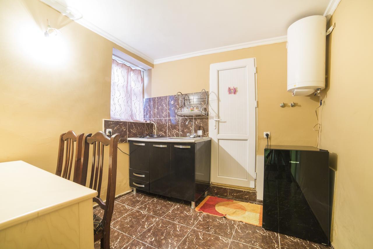 Guest House Khatuna Borjomi Εξωτερικό φωτογραφία